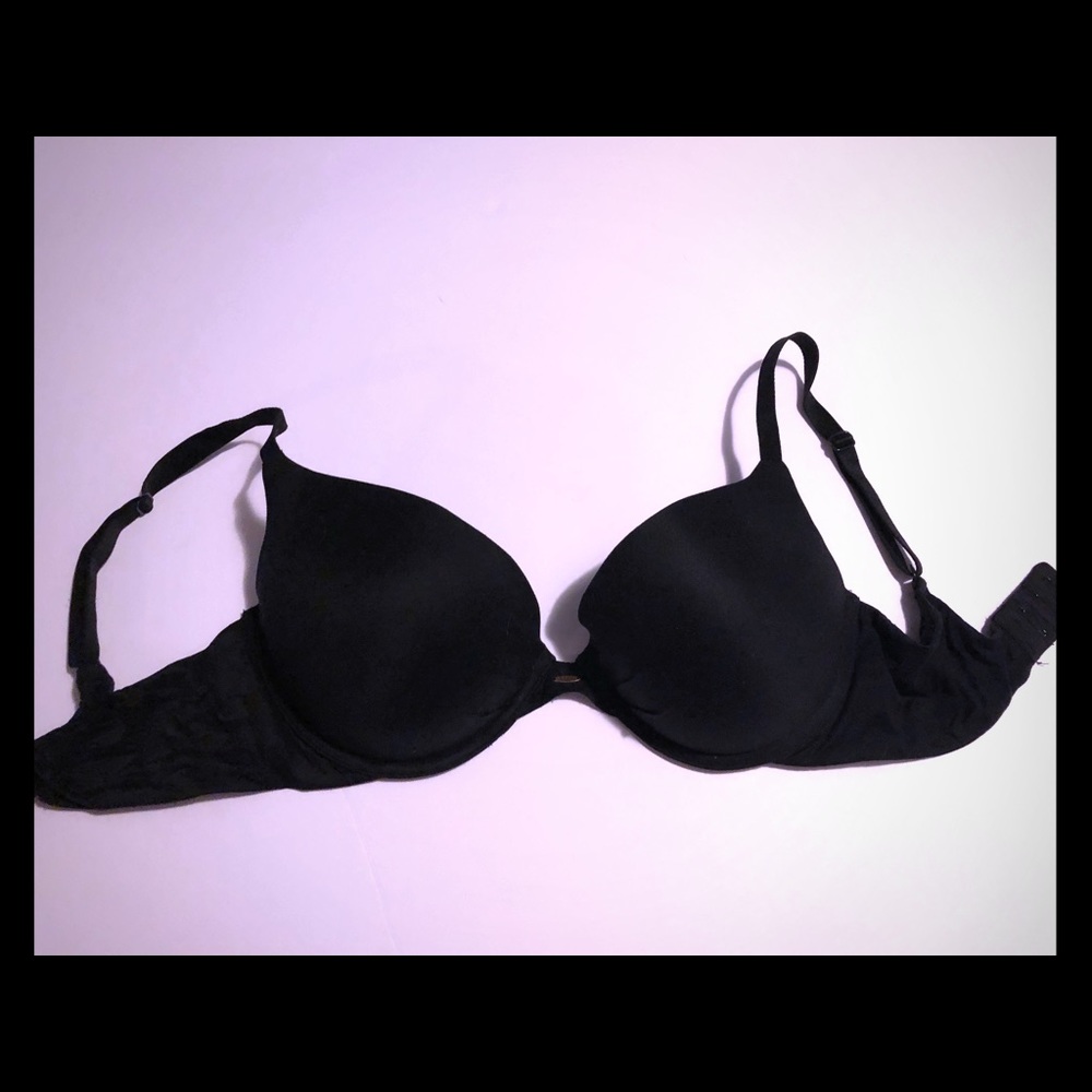 Victoria’s Secret fabulous bra